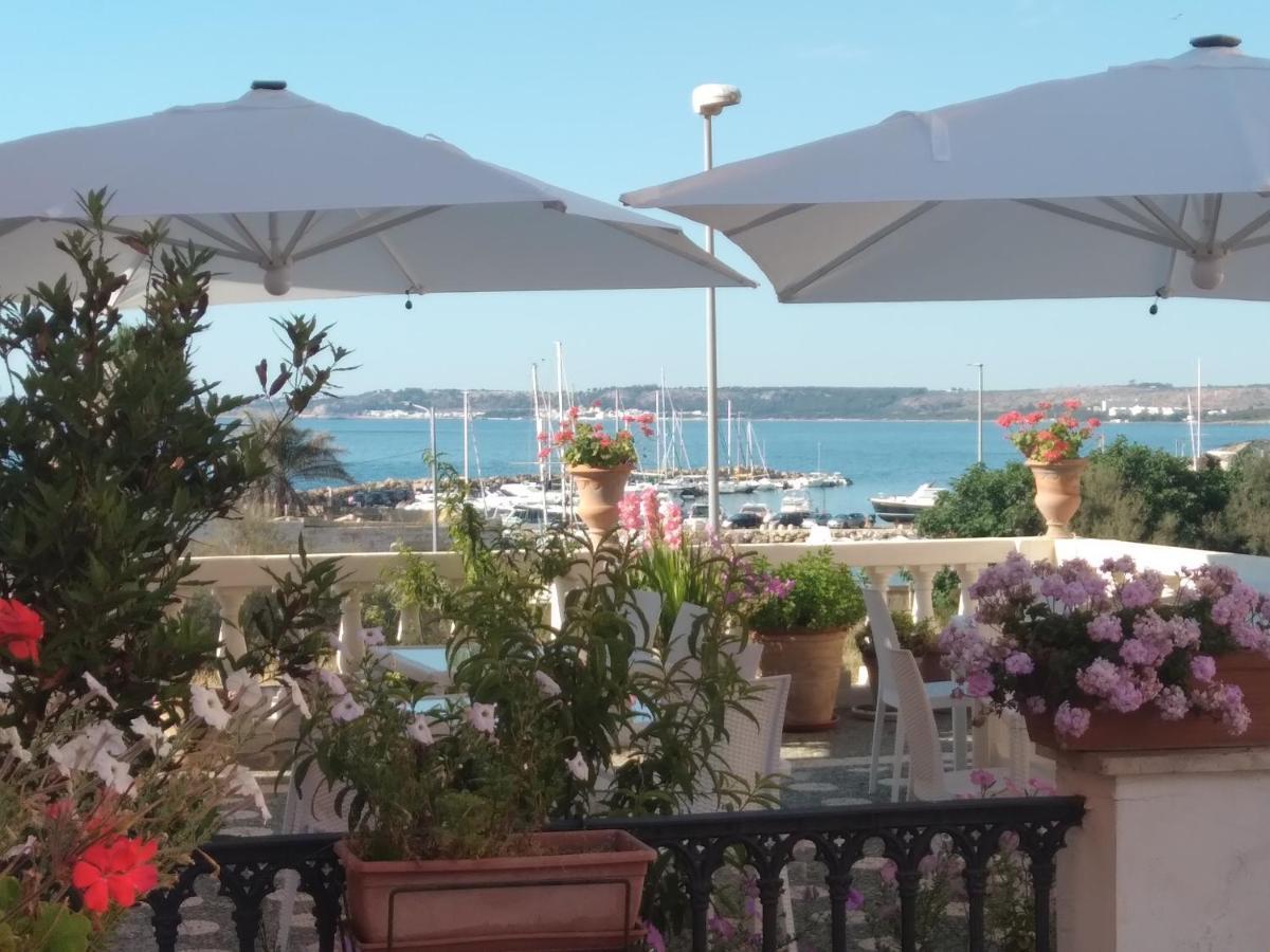 Antico Palazzo Spinola Bed & Breakfast Gallipoli Exterior foto