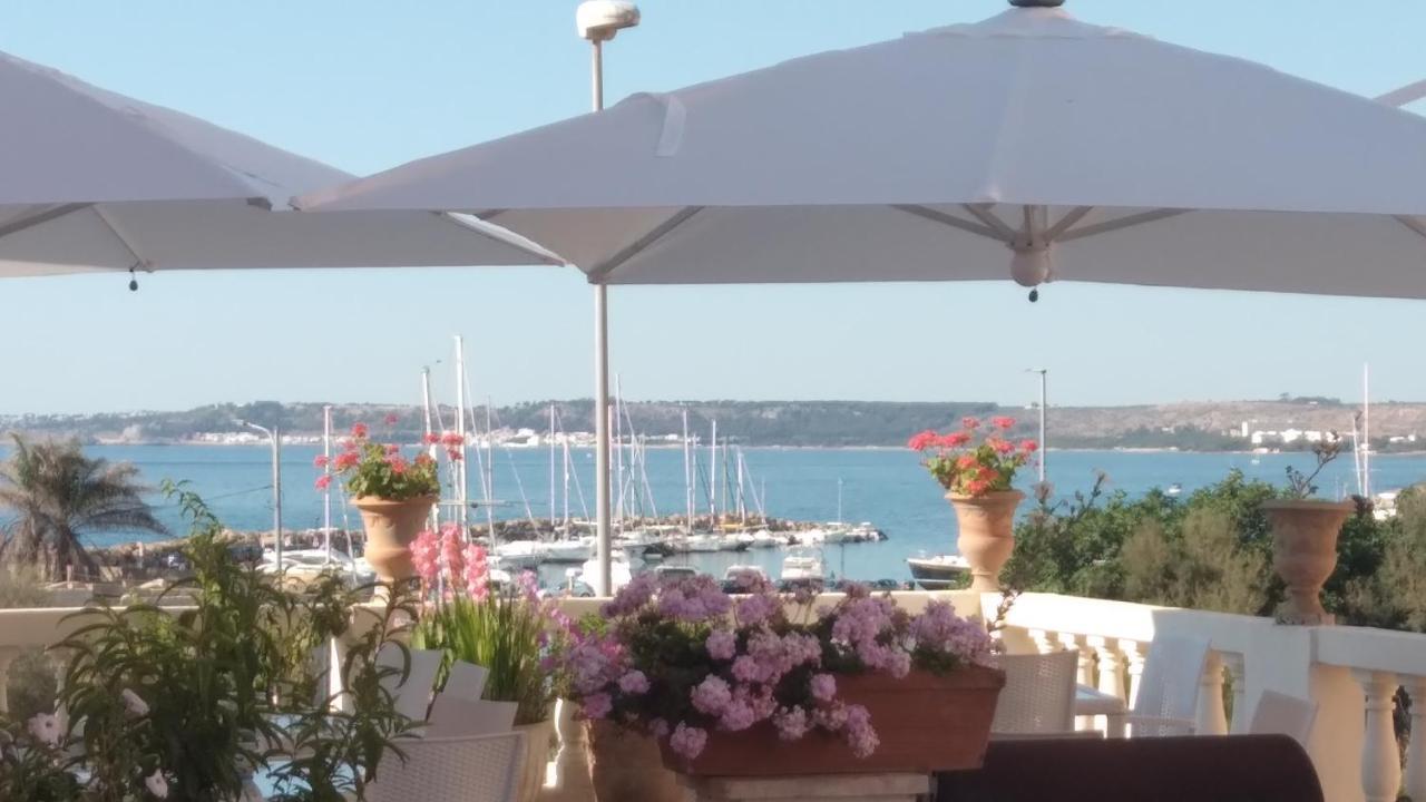 Antico Palazzo Spinola Bed & Breakfast Gallipoli Exterior foto