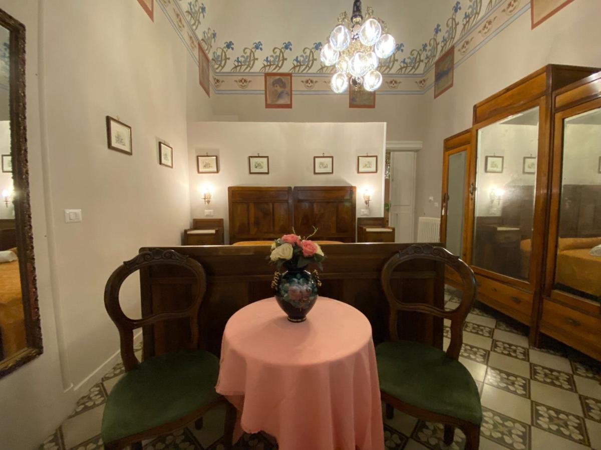 Antico Palazzo Spinola Bed & Breakfast Gallipoli Exterior foto