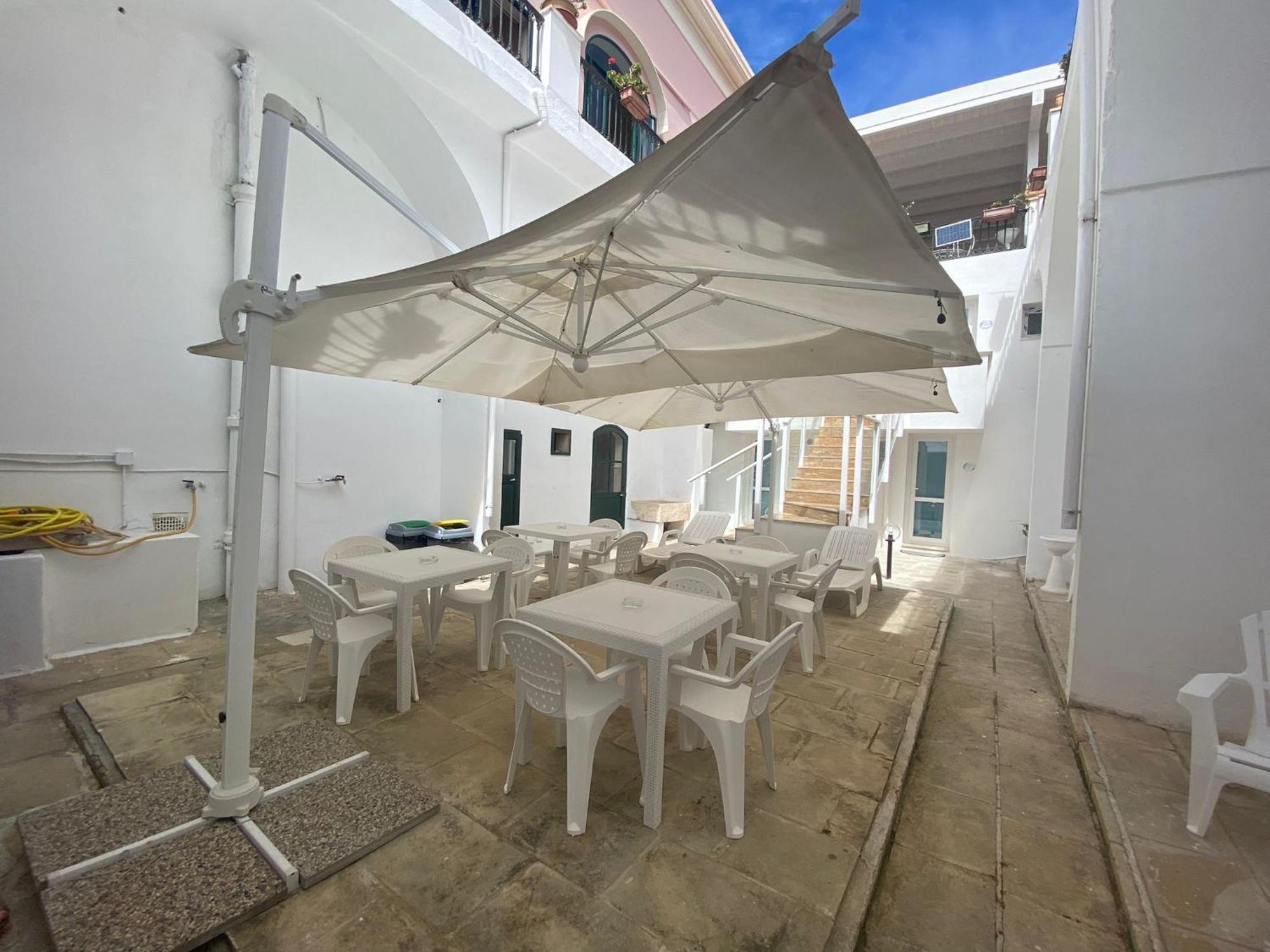 Antico Palazzo Spinola Bed & Breakfast Gallipoli Exterior foto