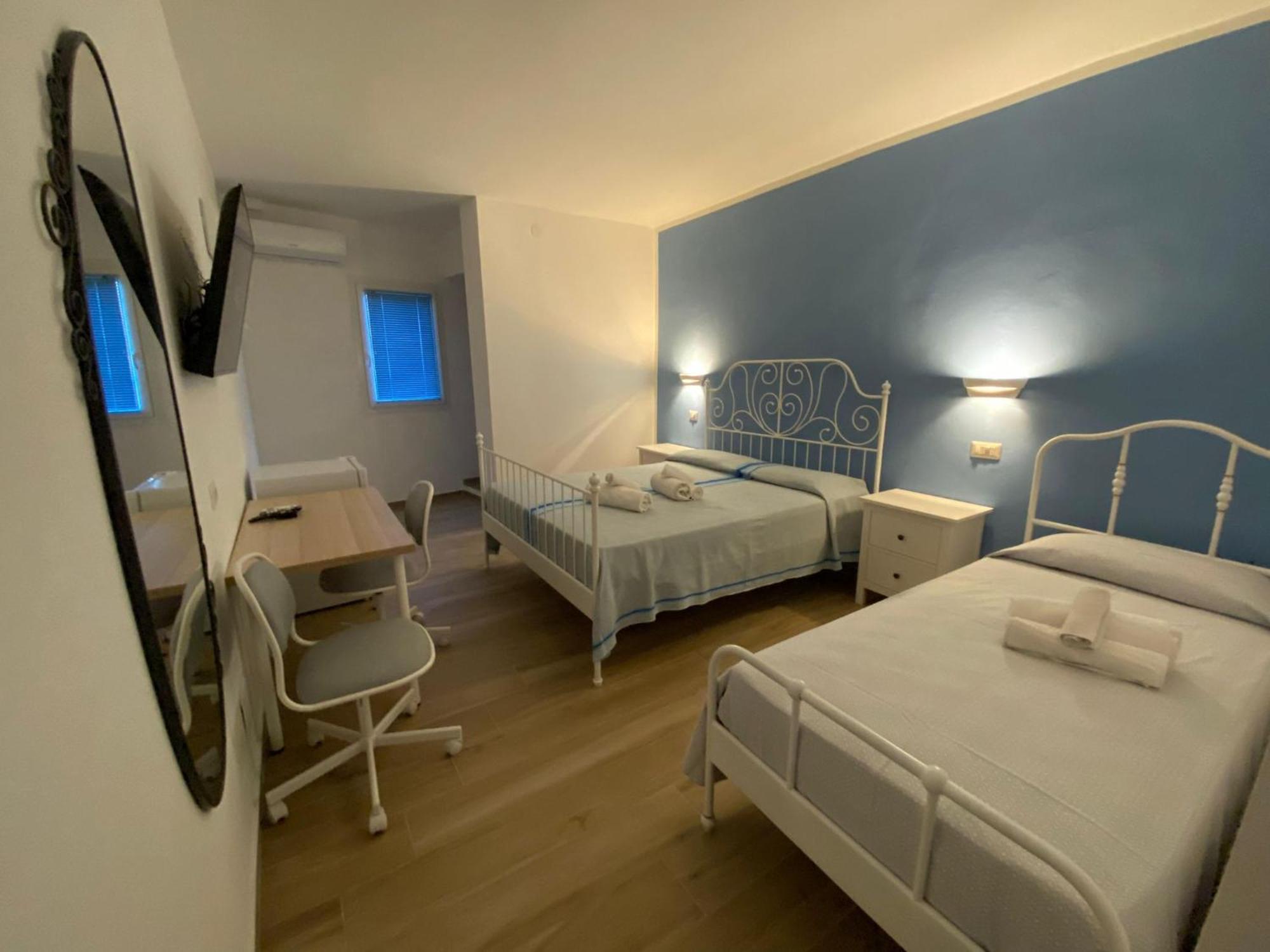 Antico Palazzo Spinola Bed & Breakfast Gallipoli Exterior foto