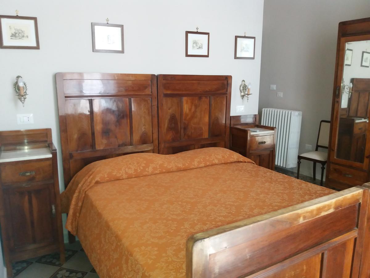 Antico Palazzo Spinola Bed & Breakfast Gallipoli Exterior foto