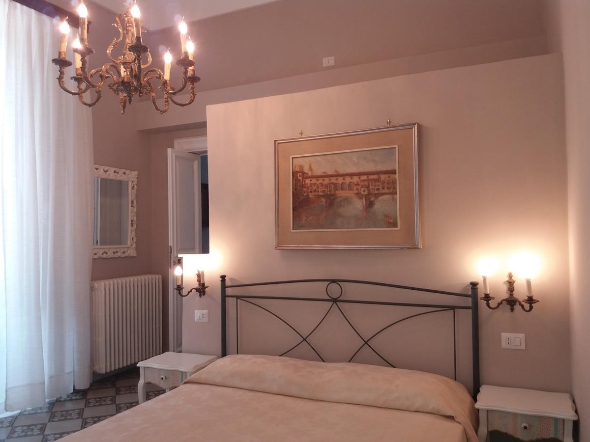 Antico Palazzo Spinola Bed & Breakfast Gallipoli Exterior foto
