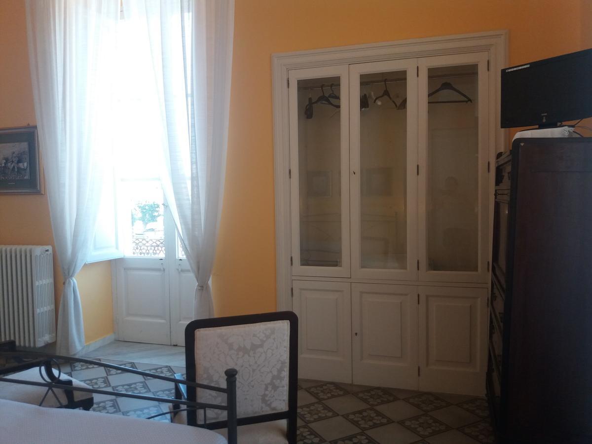 Antico Palazzo Spinola Bed & Breakfast Gallipoli Exterior foto