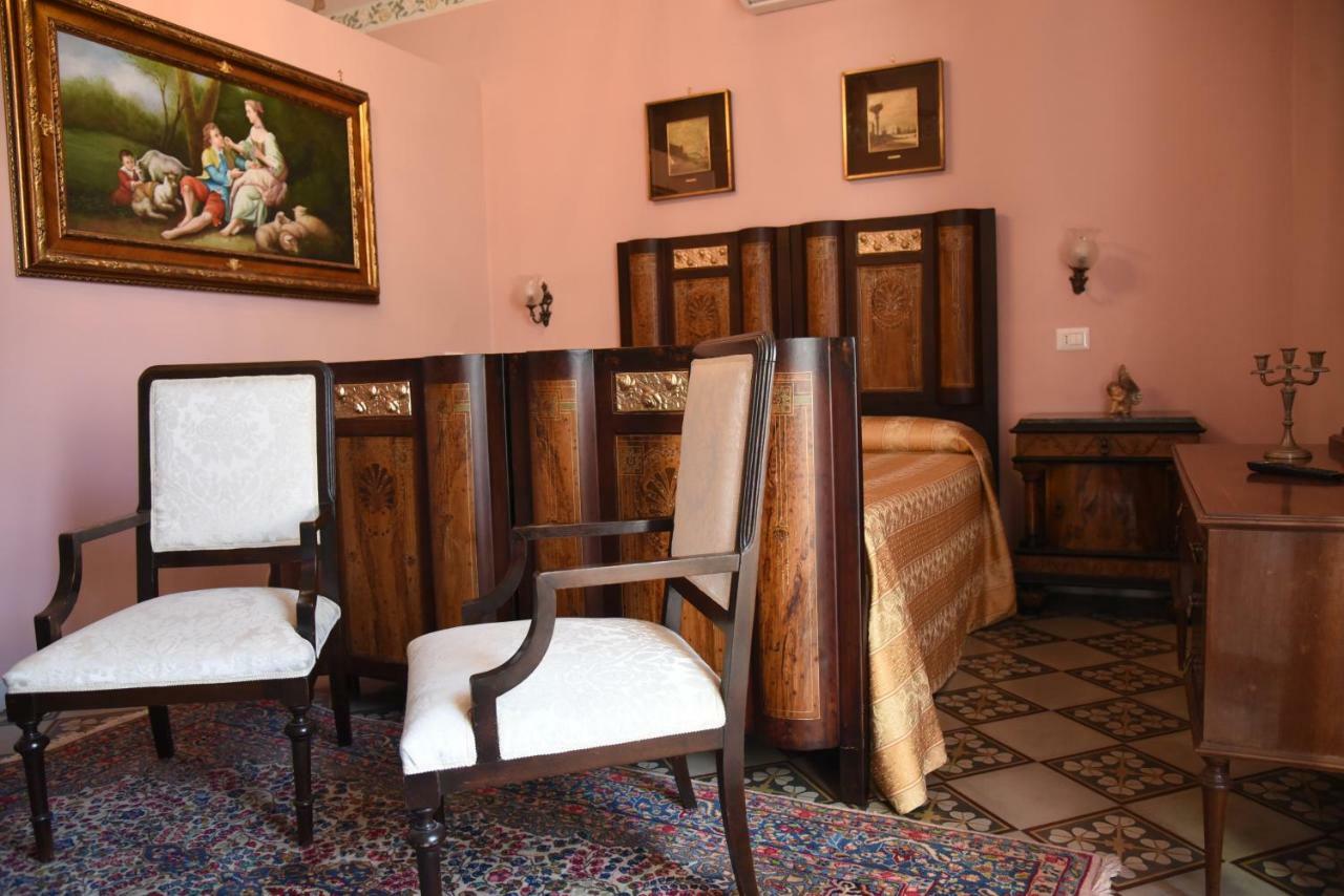 Antico Palazzo Spinola Bed & Breakfast Gallipoli Exterior foto