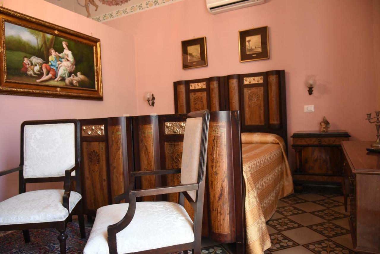 Antico Palazzo Spinola Bed & Breakfast Gallipoli Exterior foto