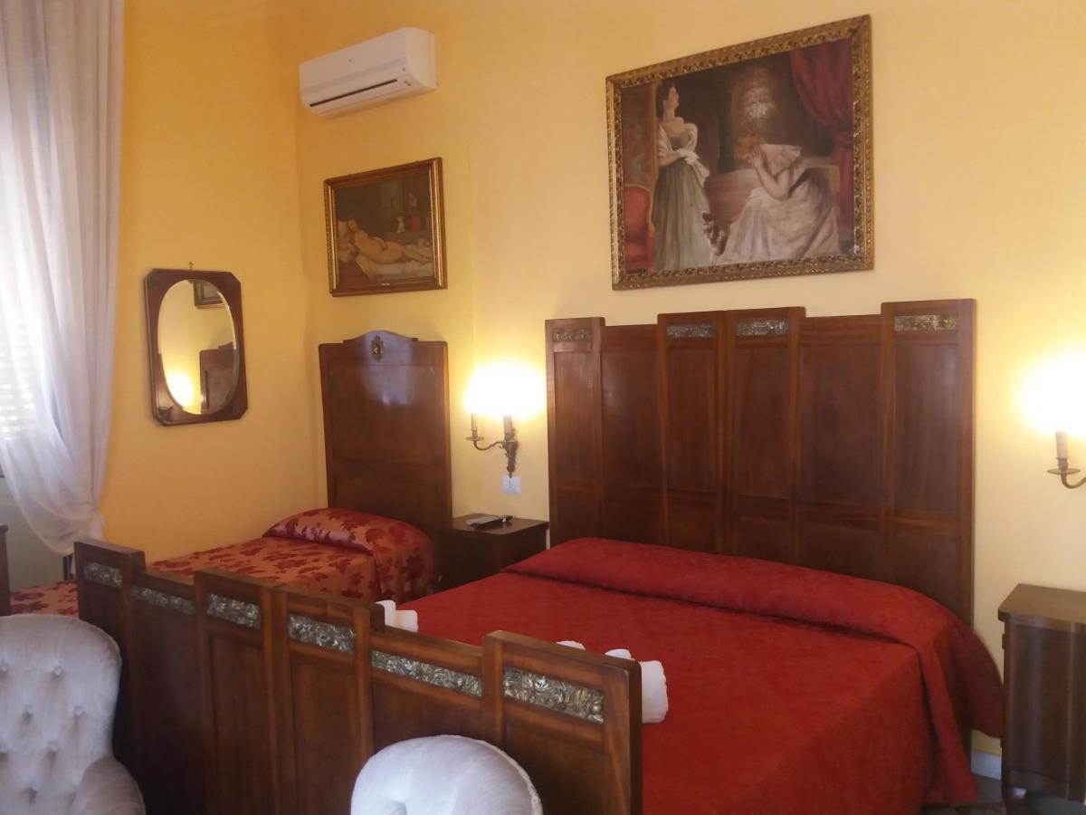 Antico Palazzo Spinola Bed & Breakfast Gallipoli Exterior foto