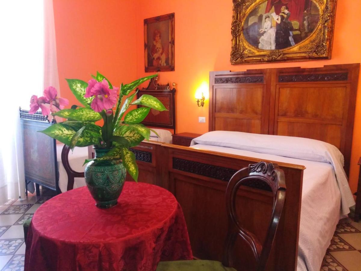 Antico Palazzo Spinola Bed & Breakfast Gallipoli Exterior foto